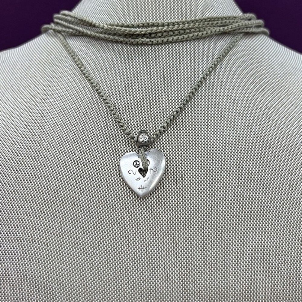 JOHNNY WAS Baby Lonia Heart Necklace Pendent choker Sage Rare Valentine - Picture 2 of 4